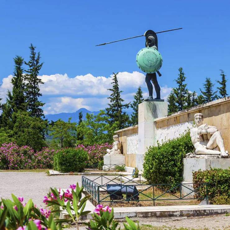 Monumental square at Thermopylae featuring the bronze statue of Leonidas